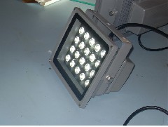 大功率led洗墙灯厂家告诉你
灯与LED硬led灯条的区别